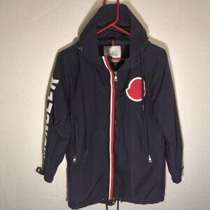 Moncler Navy Windbreaker Jacket Size 2 Medium Logo Sleeve Zip Hood Streetwear